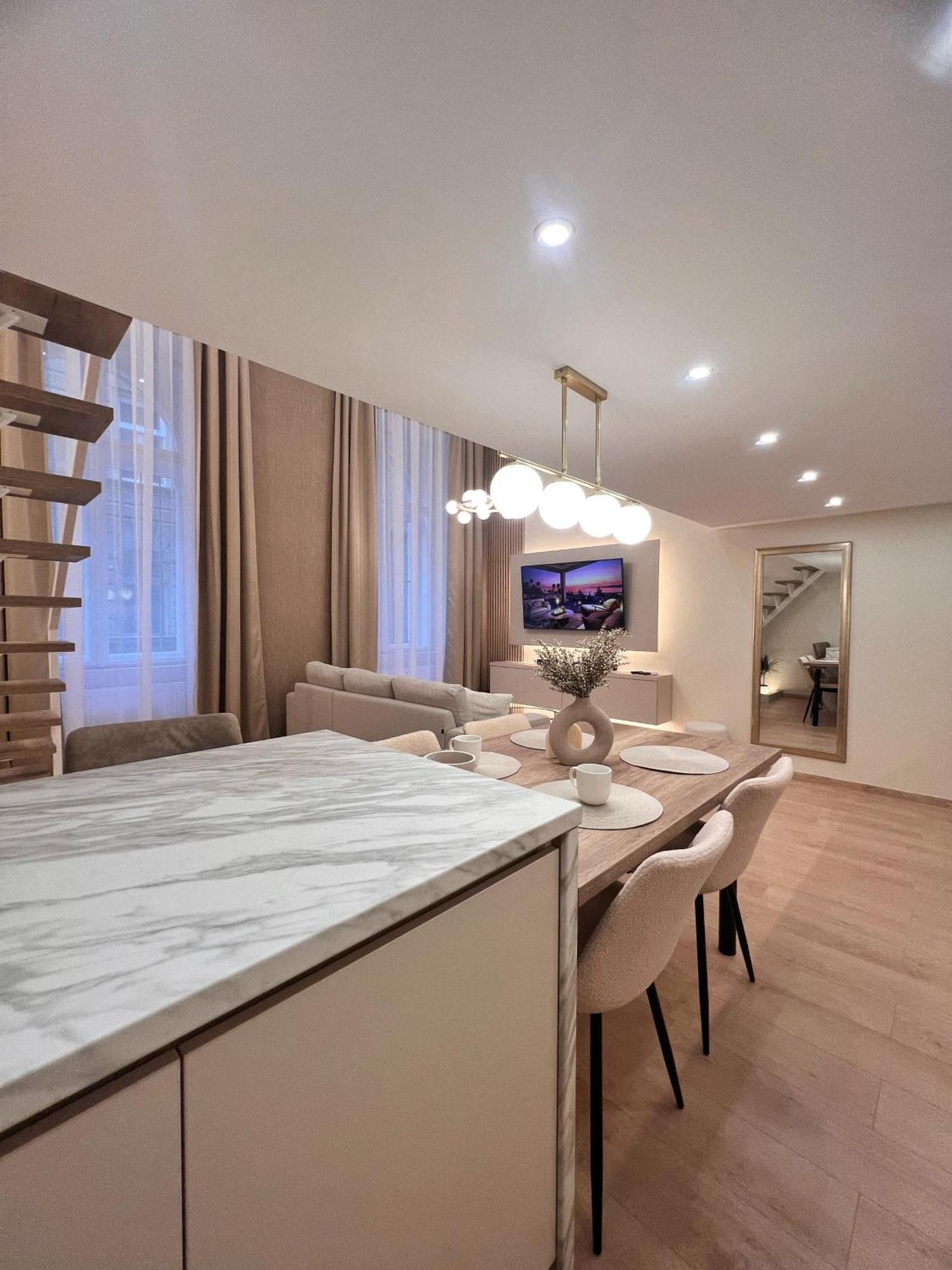 Hubner Apartment Budapest Esterno foto