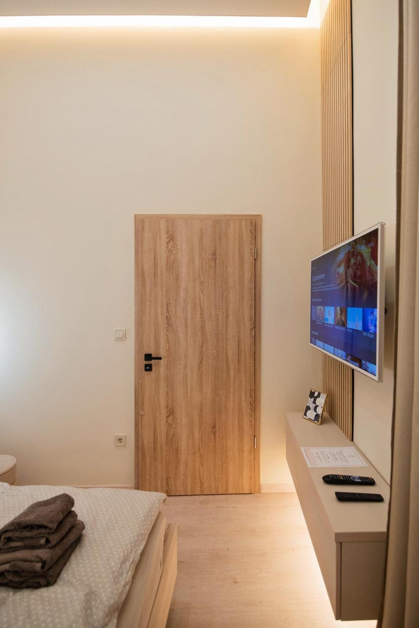 Hubner Apartment Budapest Esterno foto