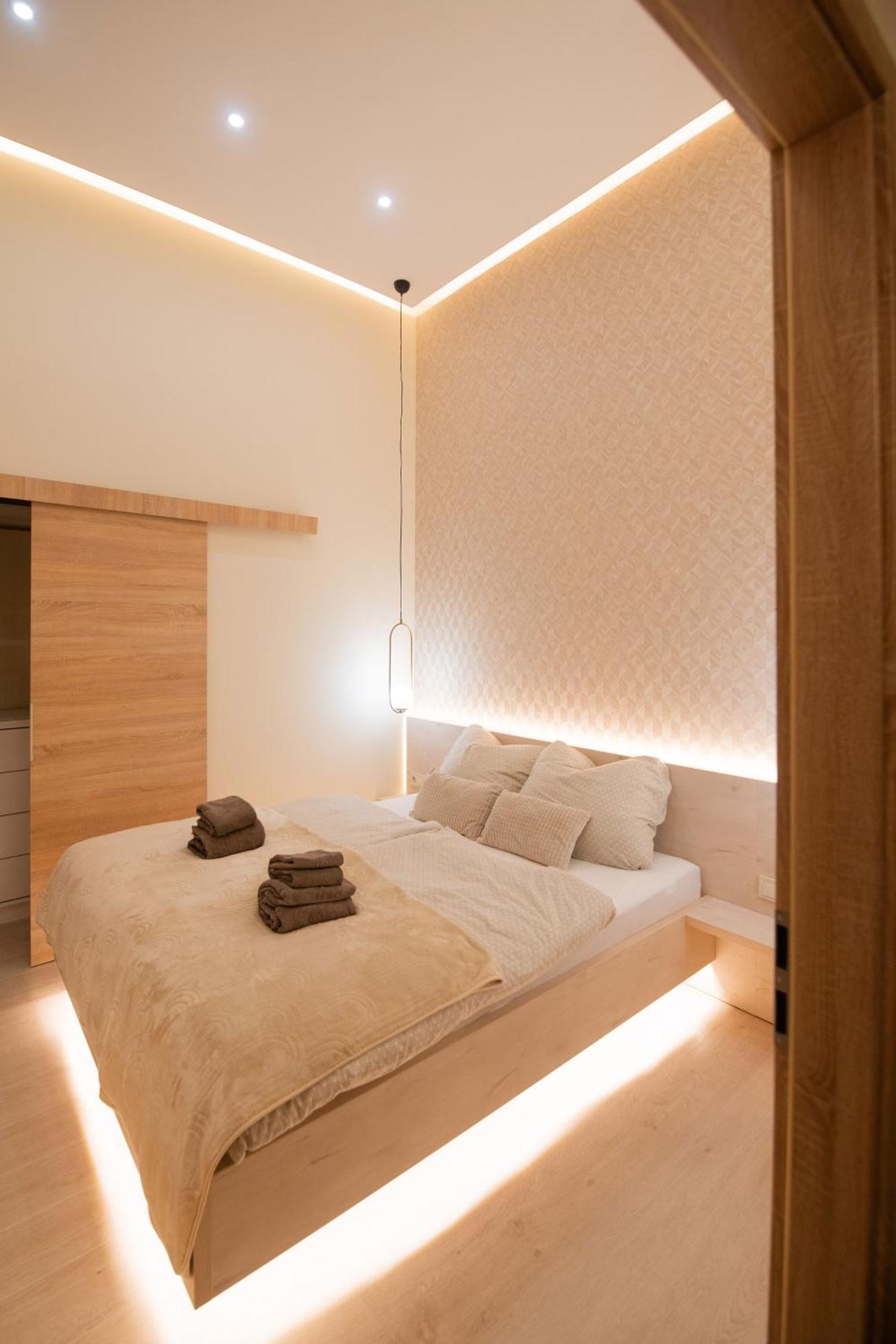 Hubner Apartment Budapest Esterno foto